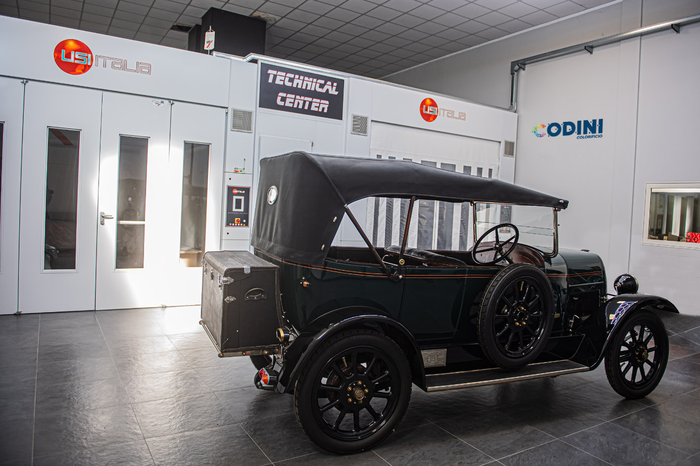 Restauro auto d'epoca Colorificio Codini